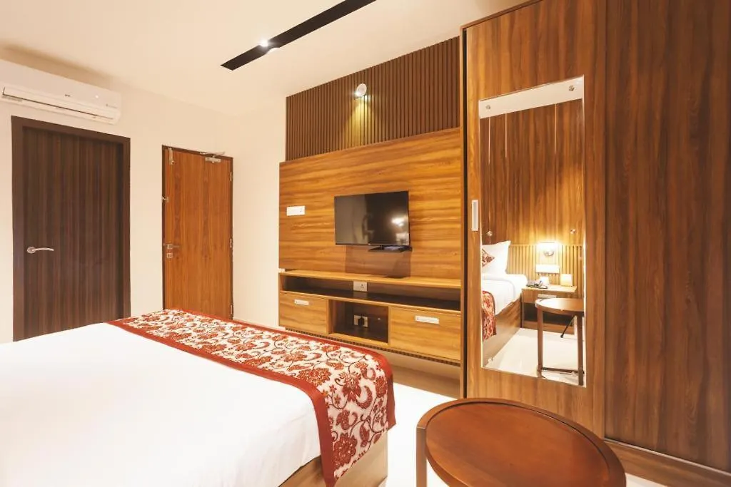 Surendra Trident Hotel Thiruvananthapuram