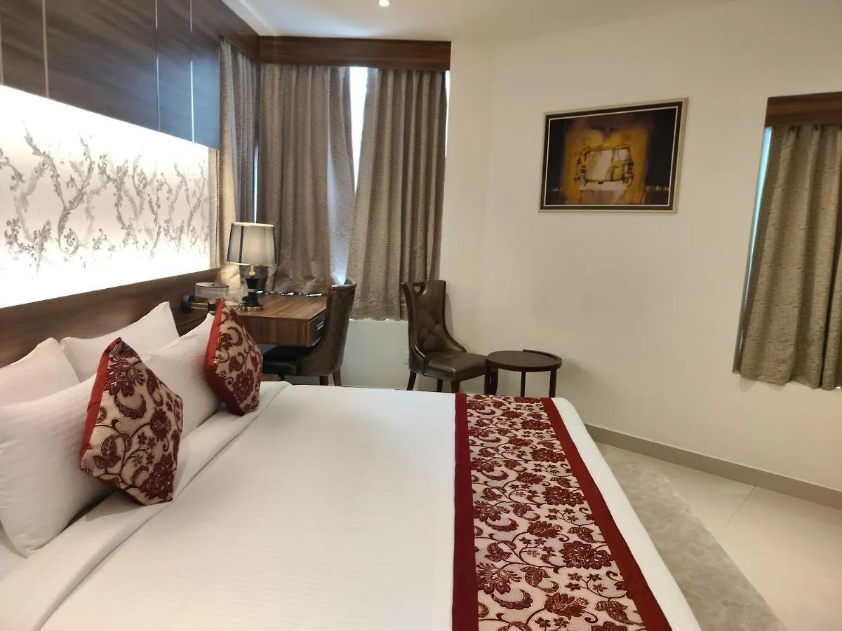 Surendra Trident Hotel Thiruvananthapuram