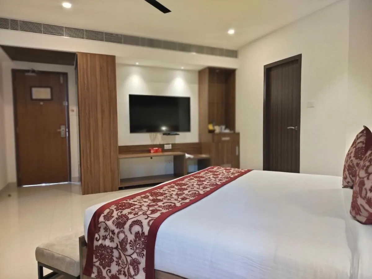 Surendra Trident Hotel Thiruvananthapuram 4*,