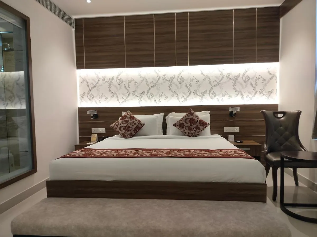 Surendra Trident Hotel Thiruvananthapuram
